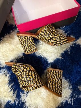 Vince Camuto Carindil multi/brick wedge heel